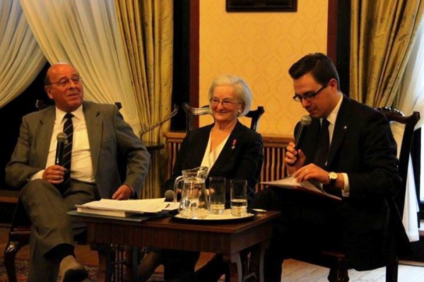 Eugenia Maresch, prof. George Sanford i Konrad Jagodziński / fot. Alicja Rakowska/Ambasada RP w Londynie