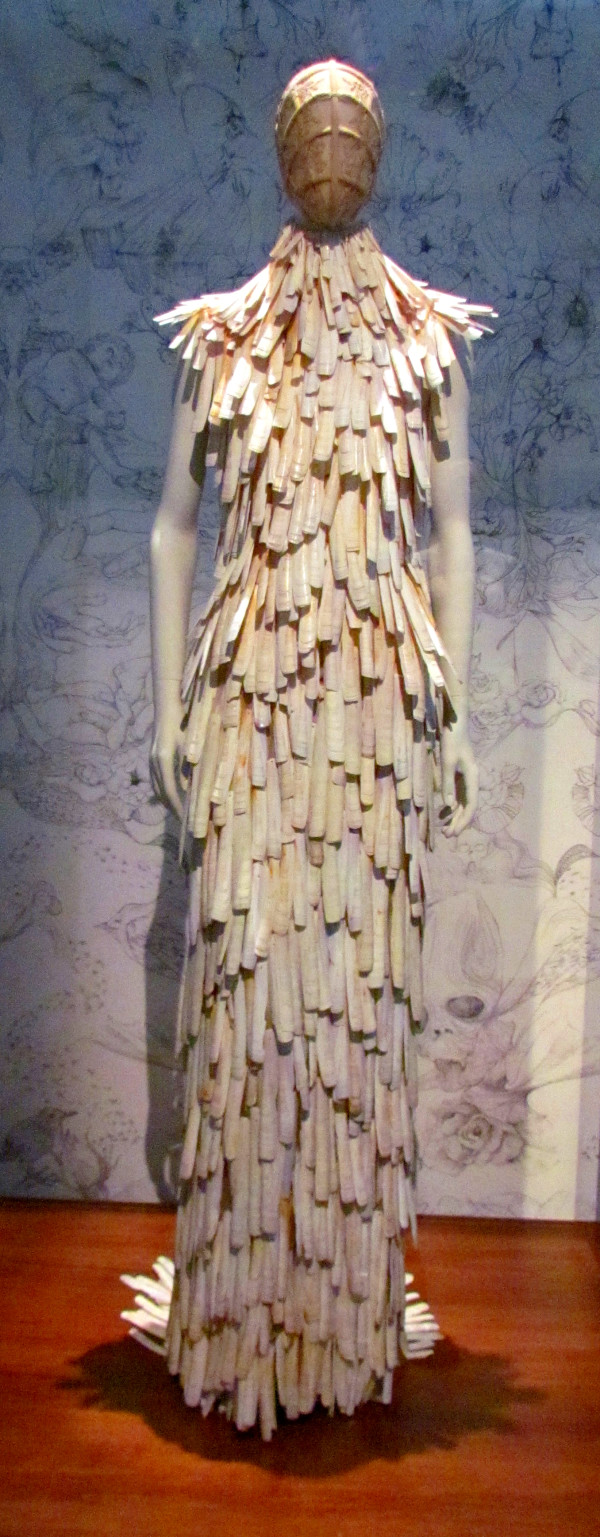 Razor shell dress 2001